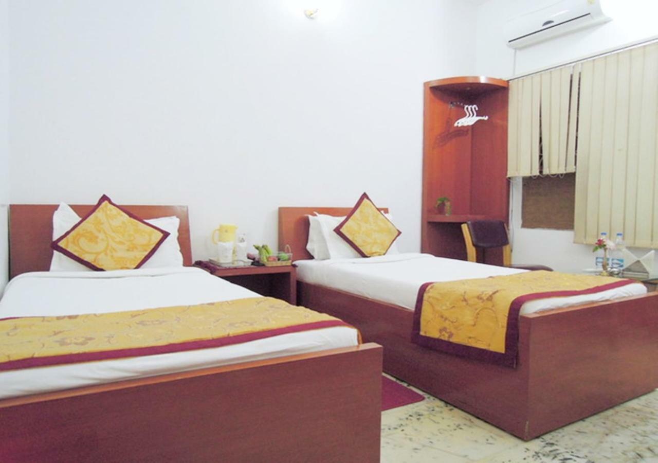 Hotel Tokyo Vihar بود جايا المظهر الخارجي الصورة