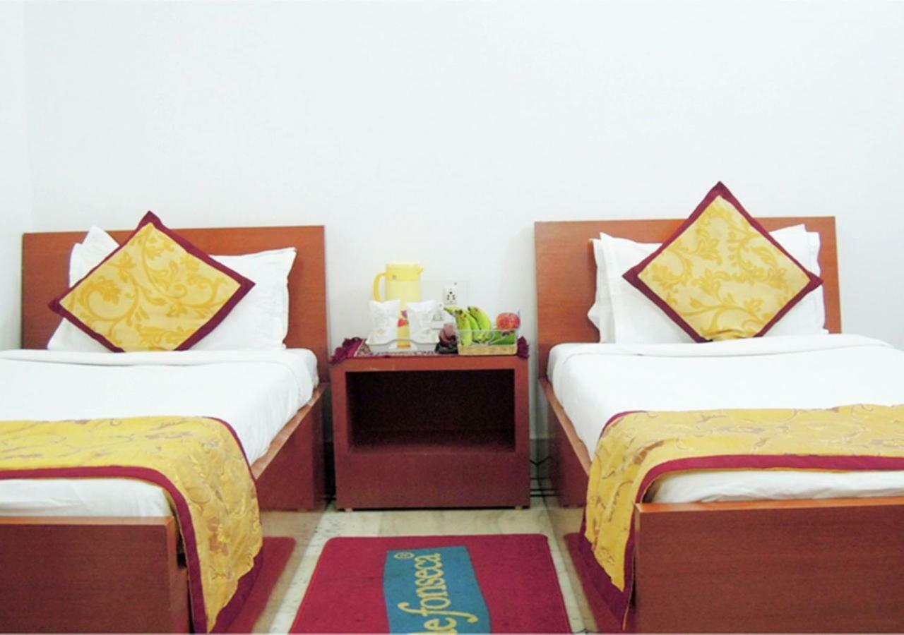 Hotel Tokyo Vihar بود جايا المظهر الخارجي الصورة